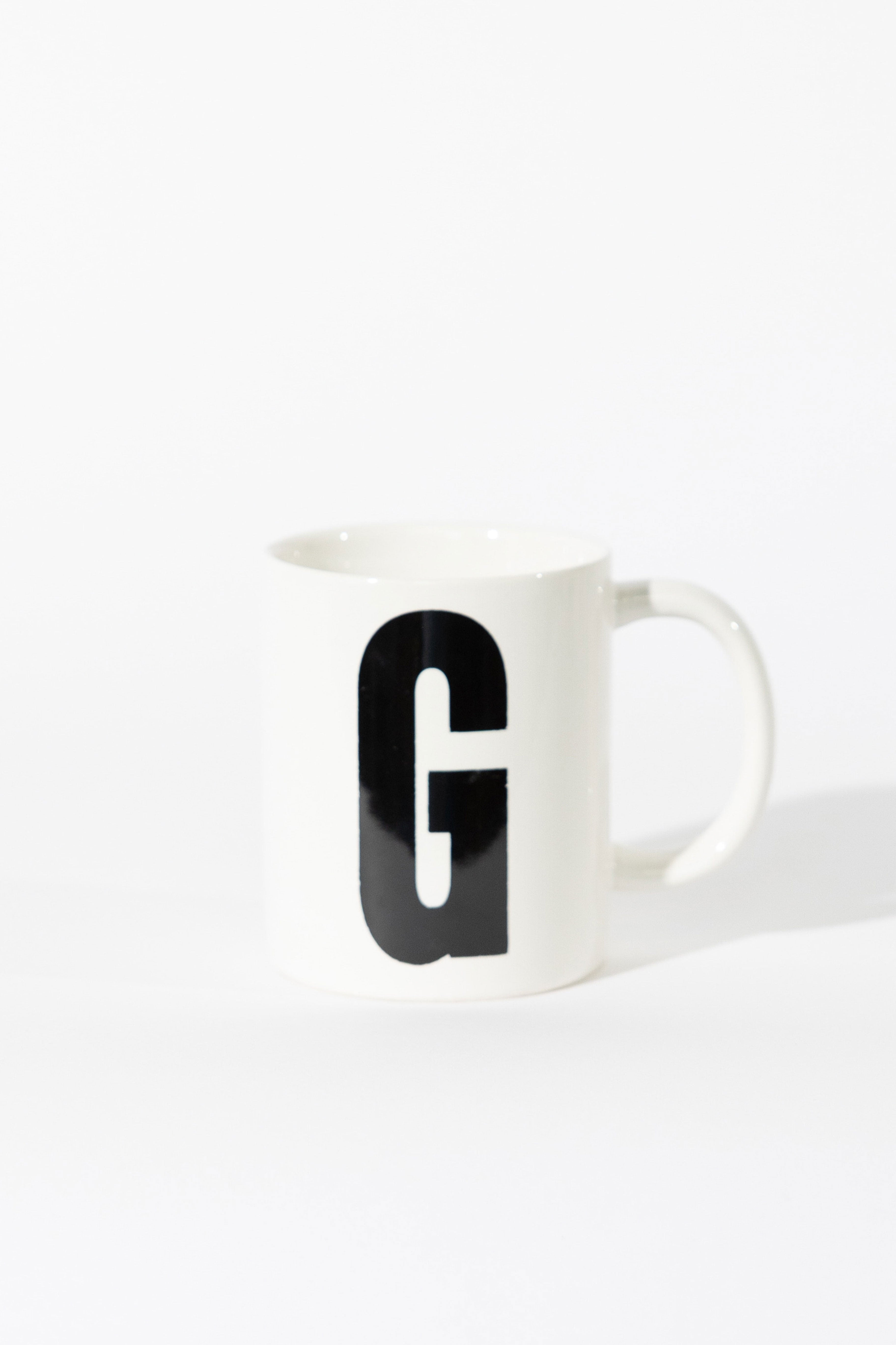 12oz Marquee Monogram Mug - G