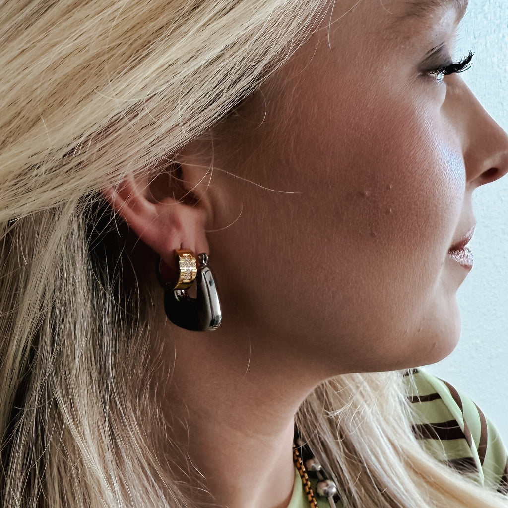 Ezri Crystal Cross Huggie Earrings || Choose Color