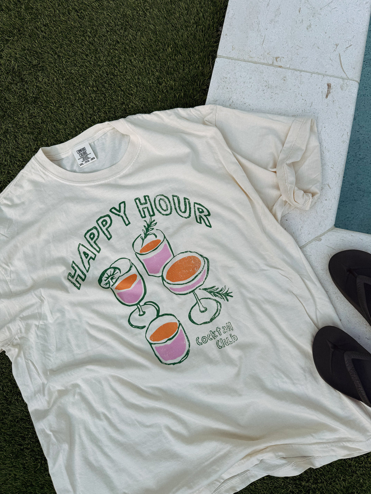 Cocktail Club Tee - Ivory 3