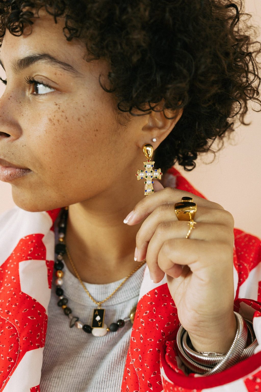 Evianna Pearl Cross Earrings
