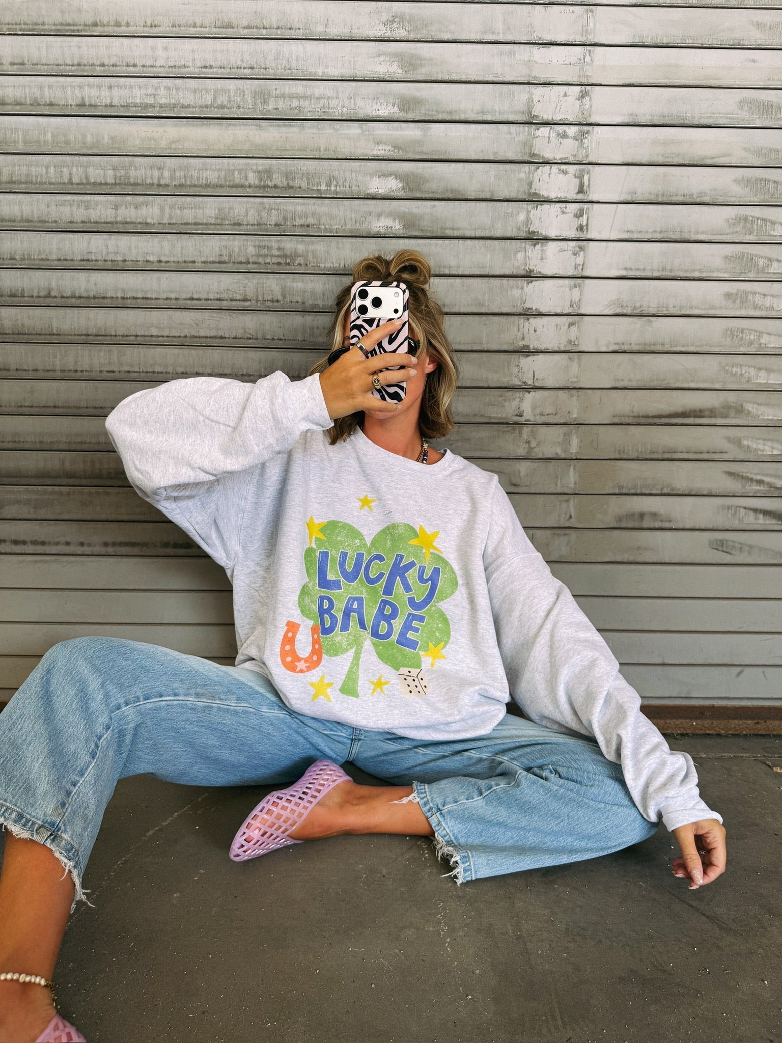 Lucky Babe Sweatshirt - Ash