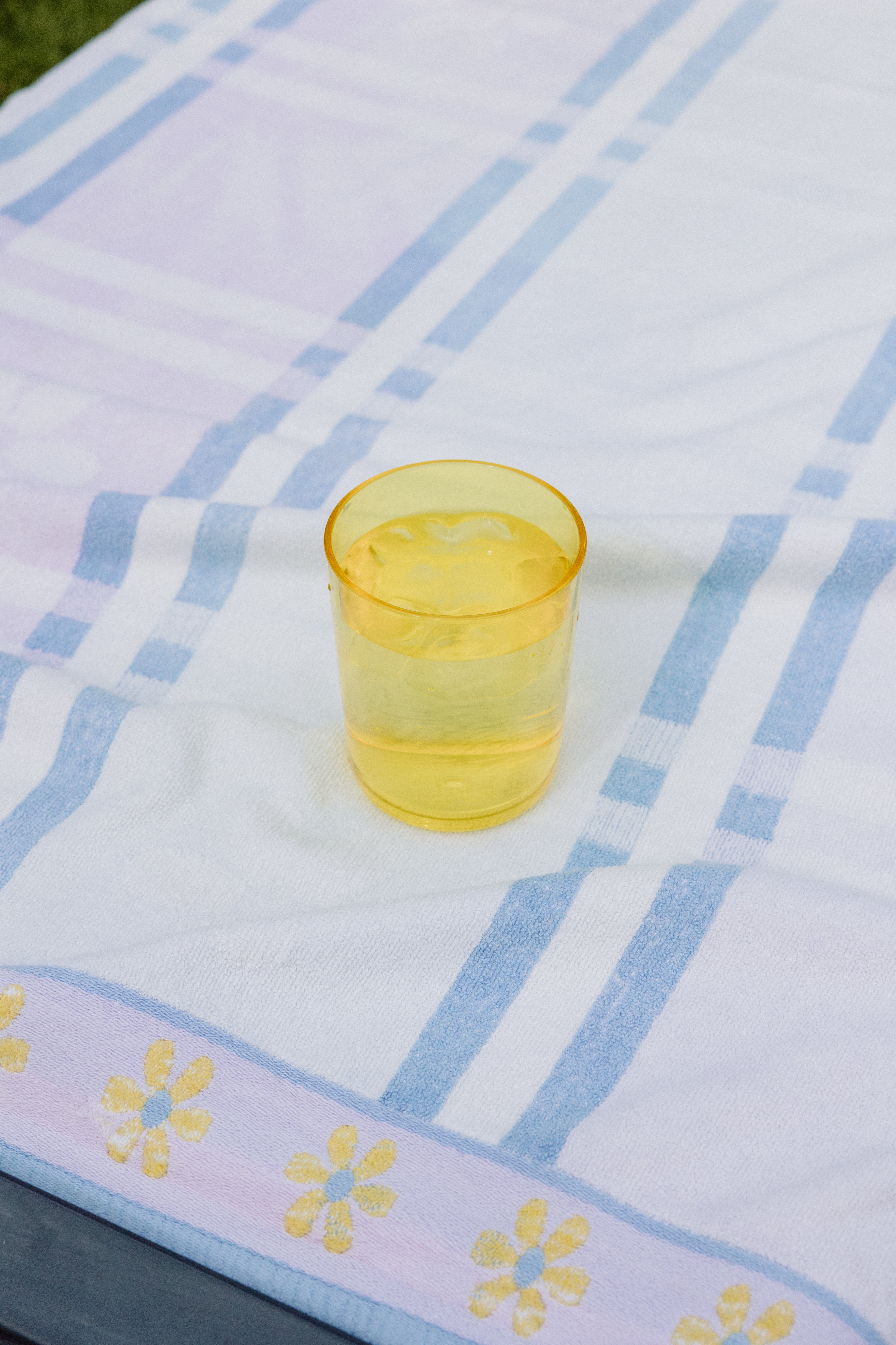 Set of 4 Yellow Acrylic Cups