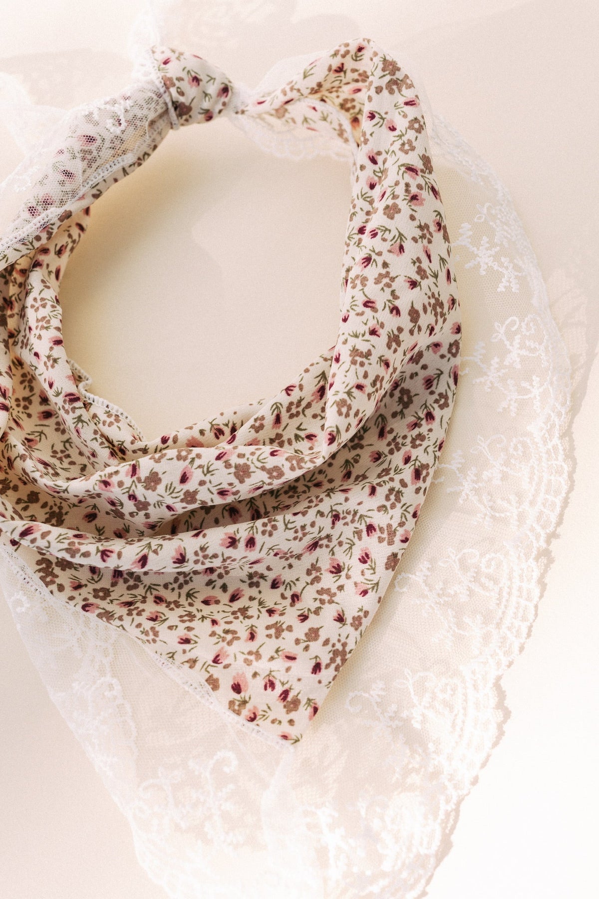 Little Bit of Lace Scarf - Cream
