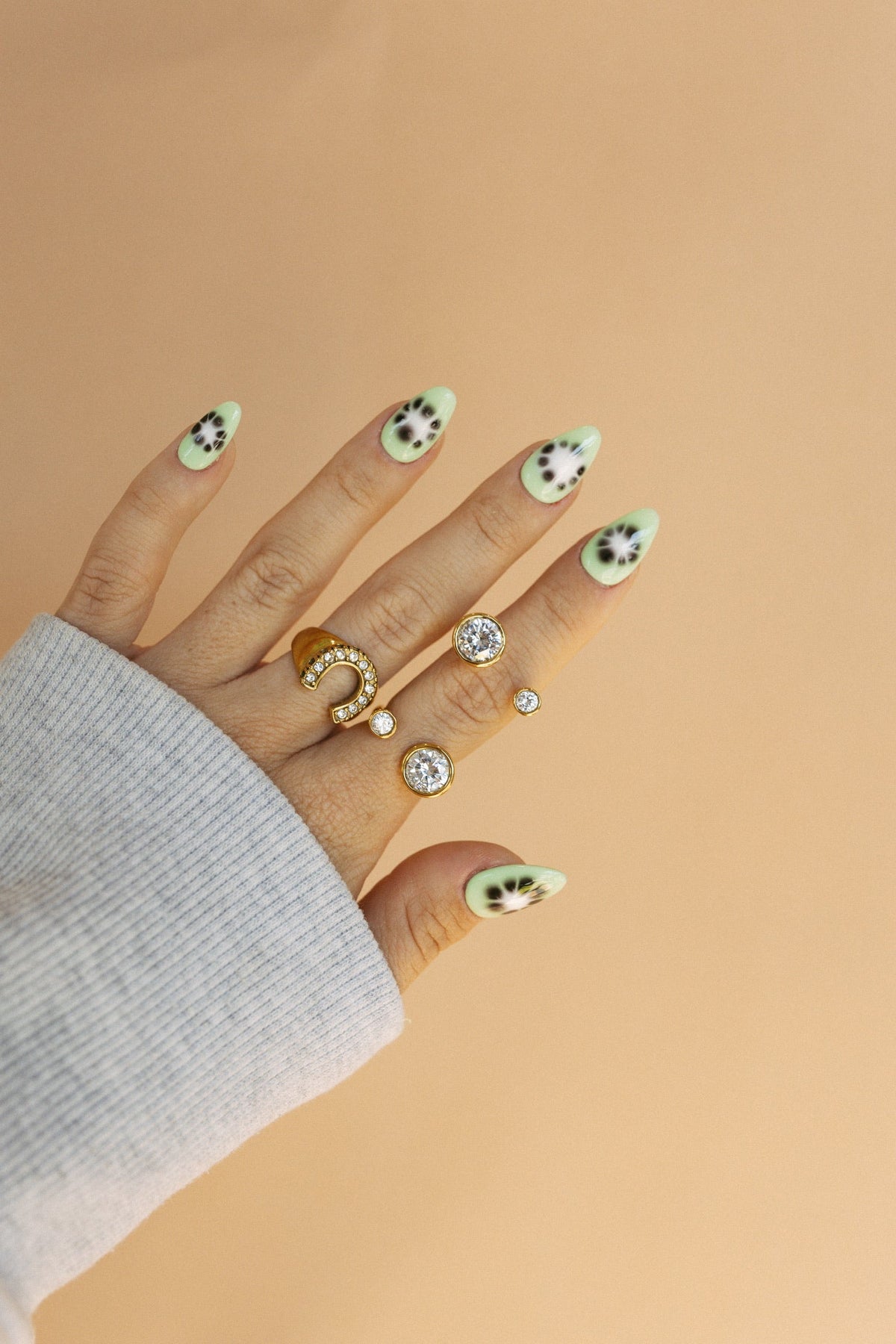 Rich Girl Gap Ring 4