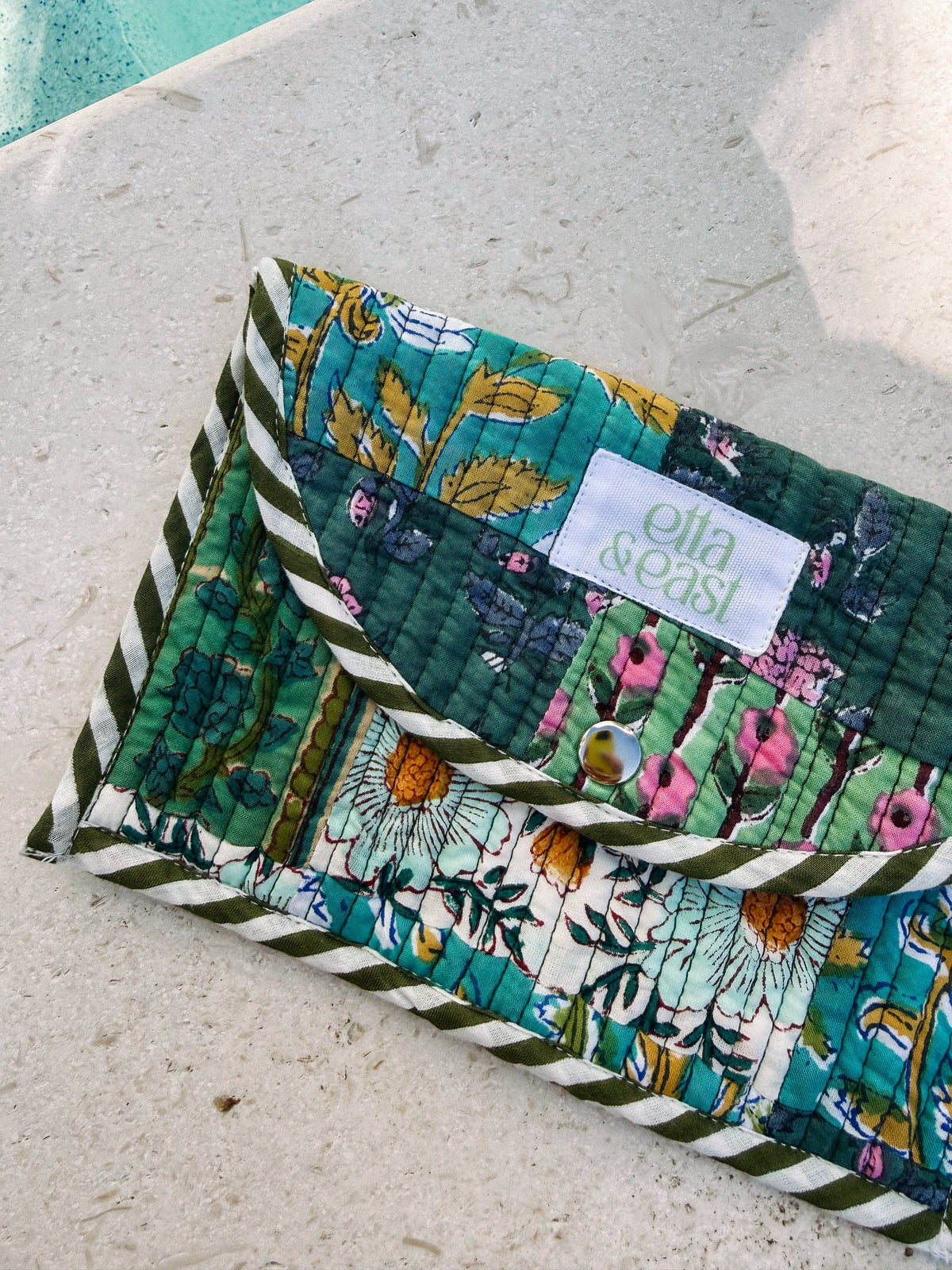 Quilted Wristlet - Evergreen