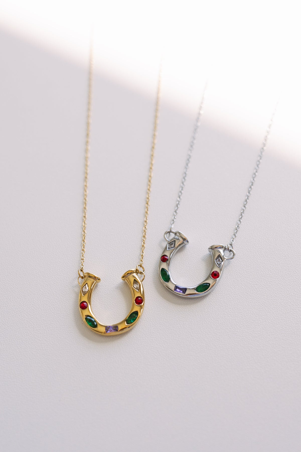 Lainey Crystal Horseshoe Necklace || Choose Color