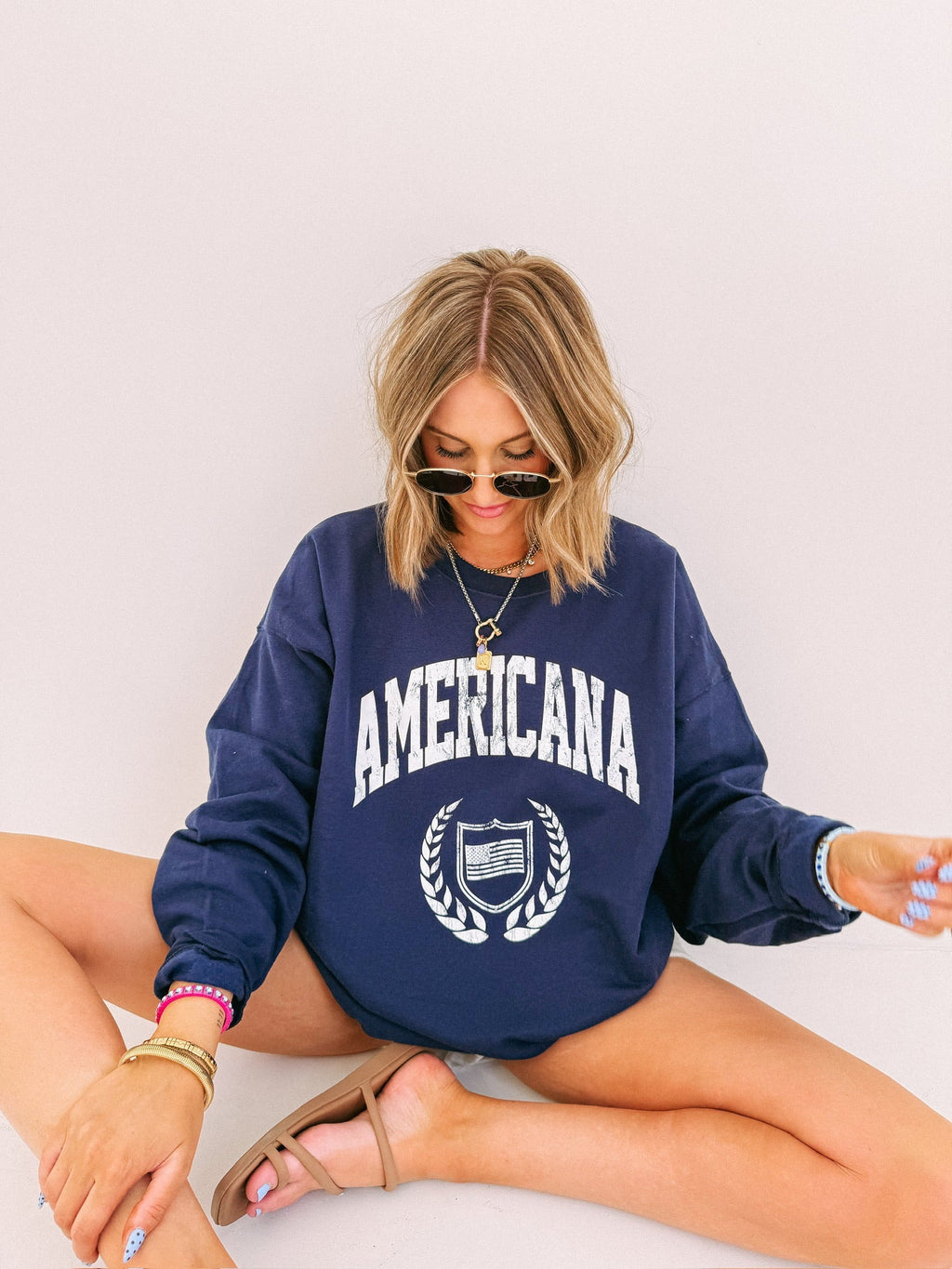 Americana Sweatshirt - Hanes / Navy
