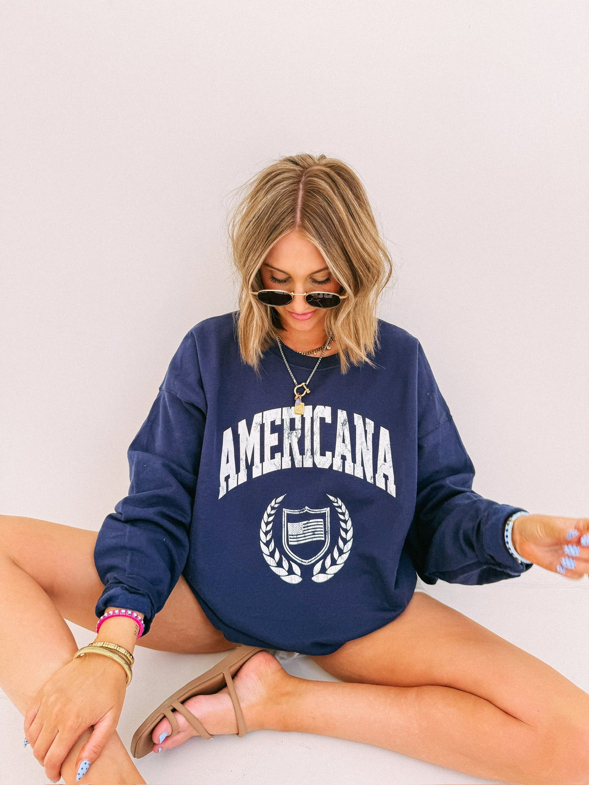 Americana Sweatshirt - Hanes / Navy