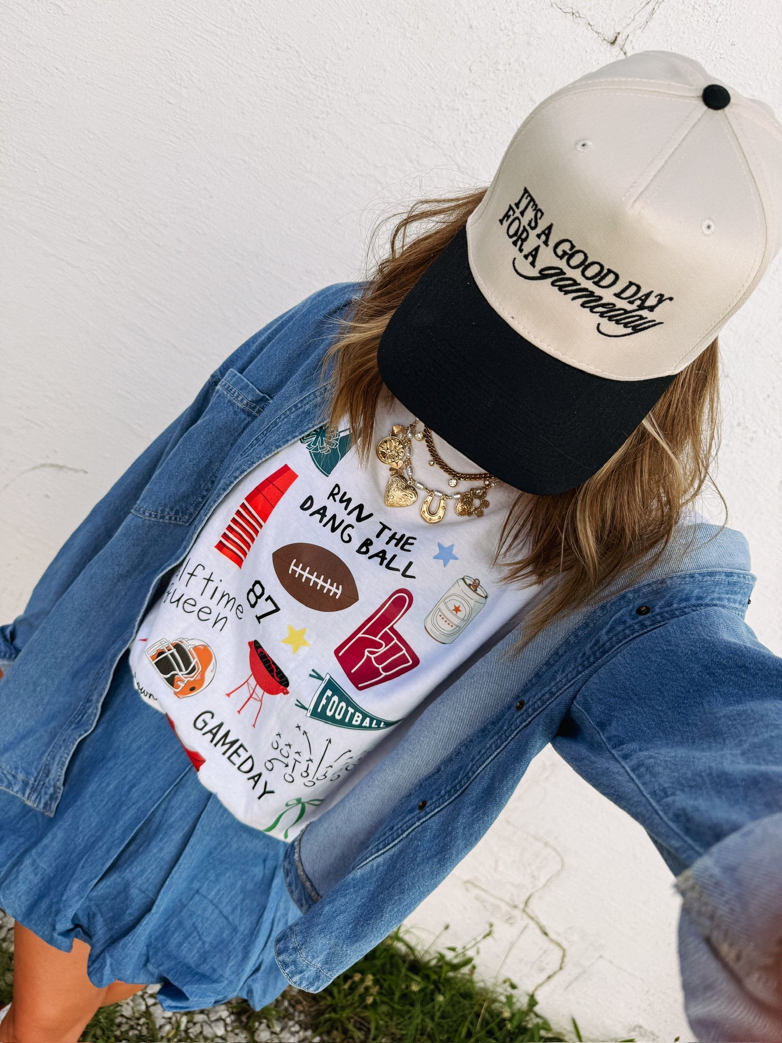 Halftime Queen Graphic Tee - White