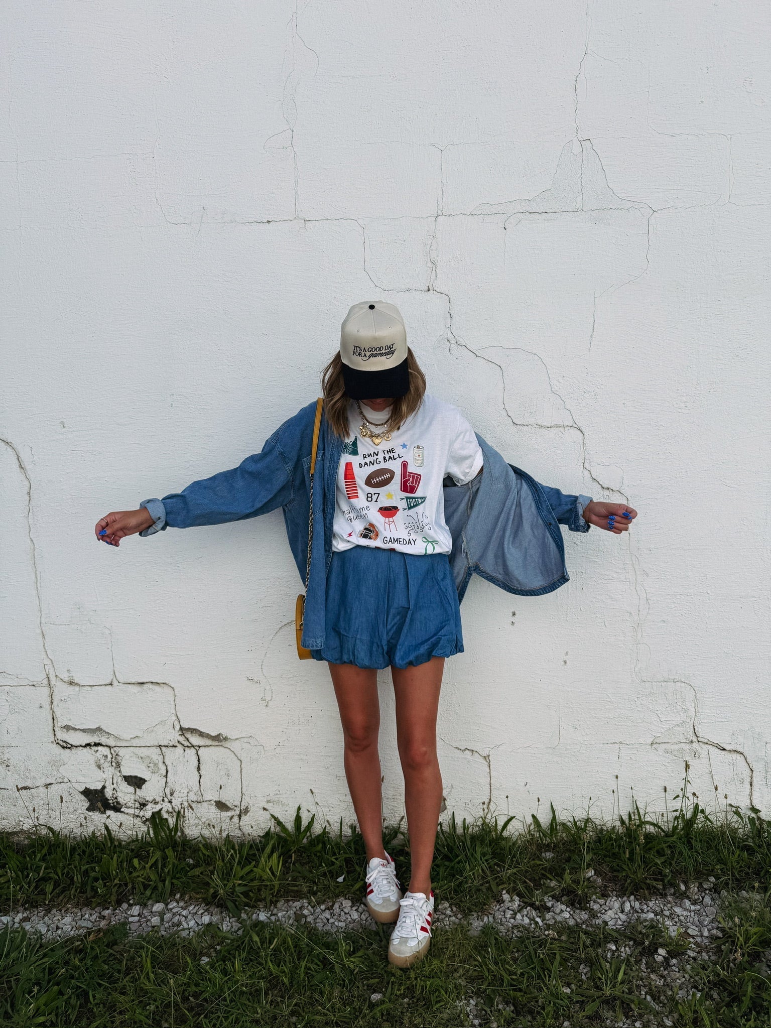 Halftime Queen Graphic Tee - White