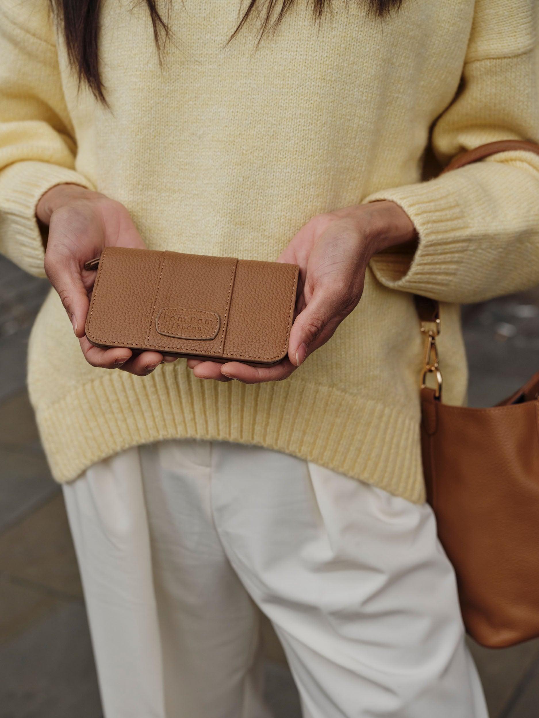 Chelsea Small Flat Wallet Maple