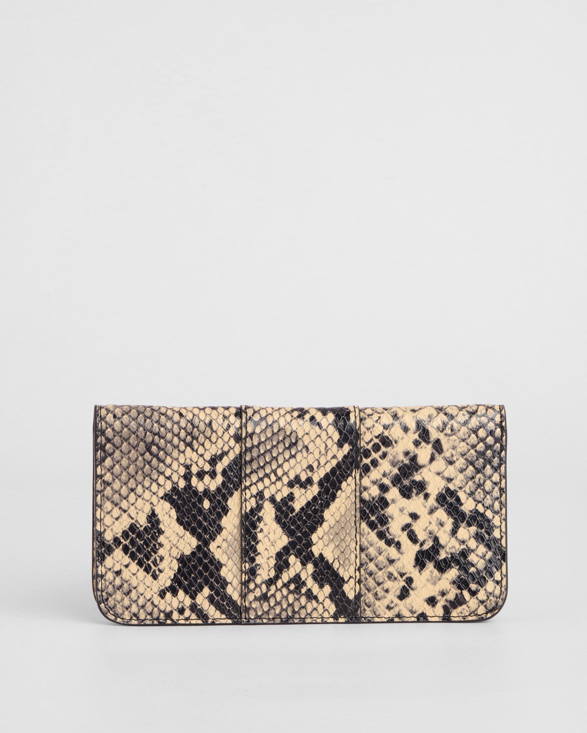 Chelsea Large Flat Wallet Snake Effect Monochrome