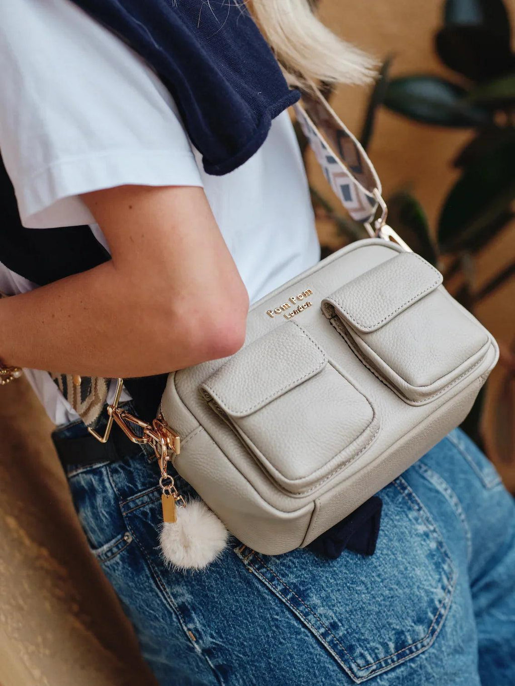 Chiswick Cargo Bag Stone