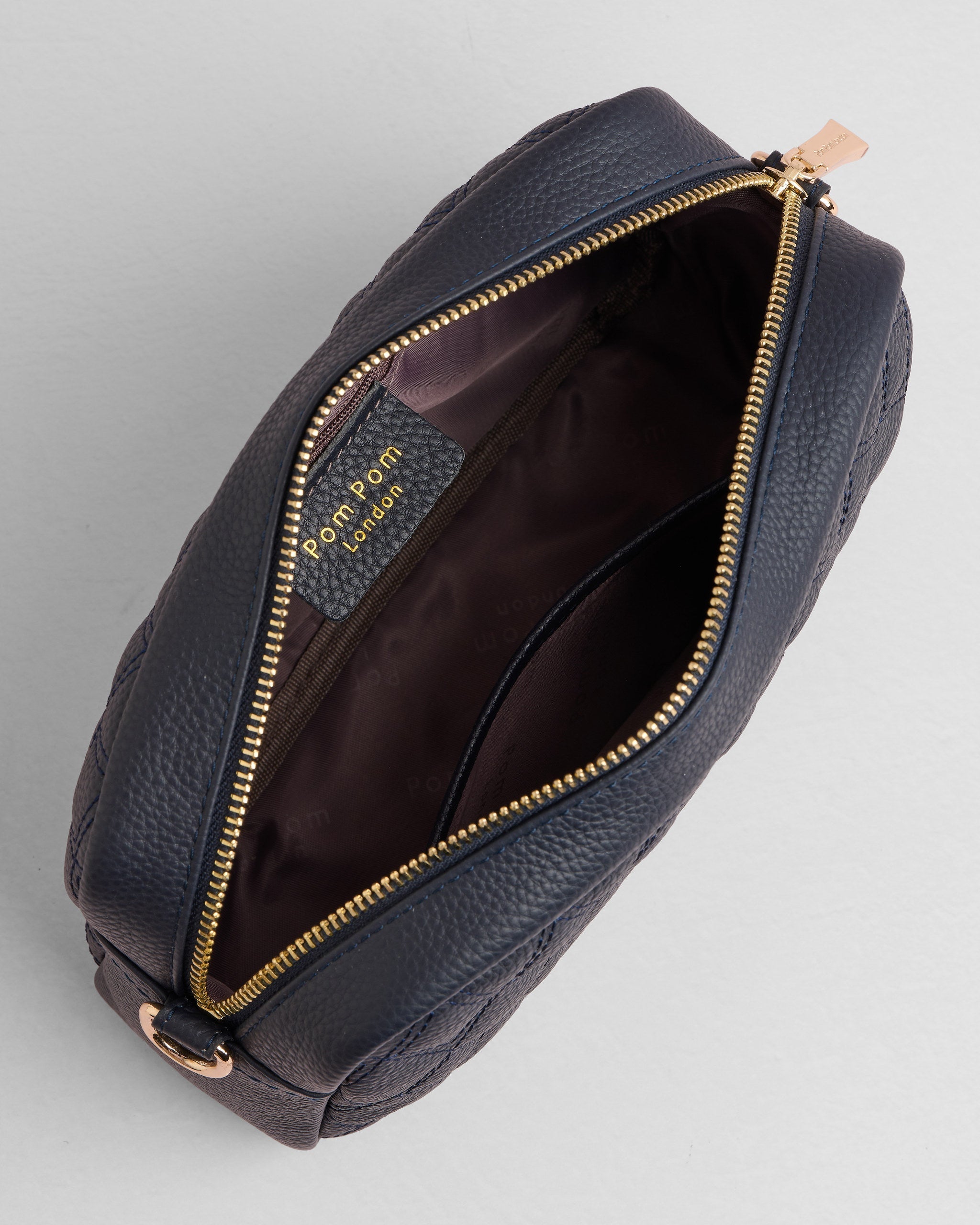 City Crossbody Bag Diamond Quilted Navy
