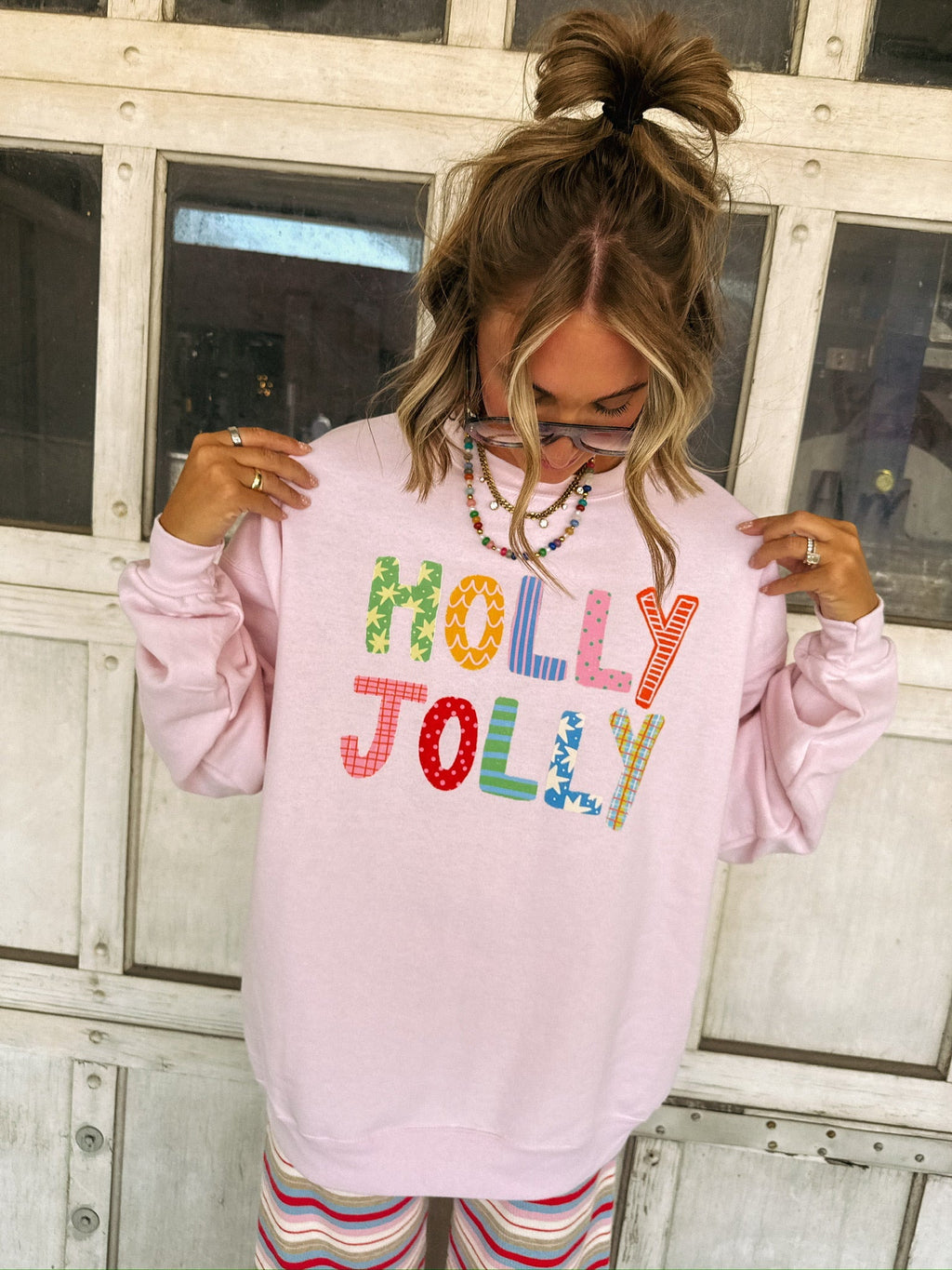 Holly Jolly Sweatshirt - Pink