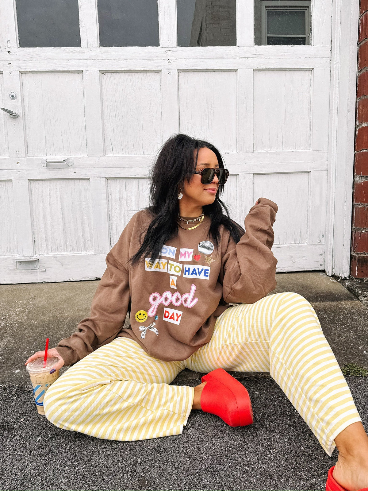 On My Way to a Good Day Sweatshirt - Hanes / Brown