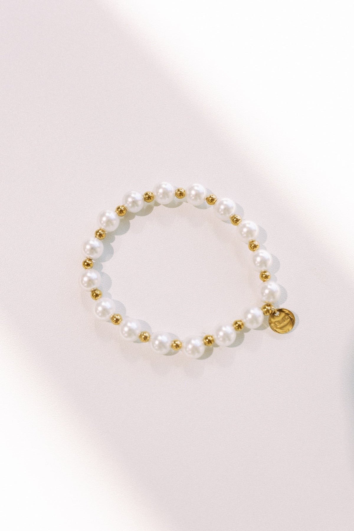 Penelope Pearl Bracelet