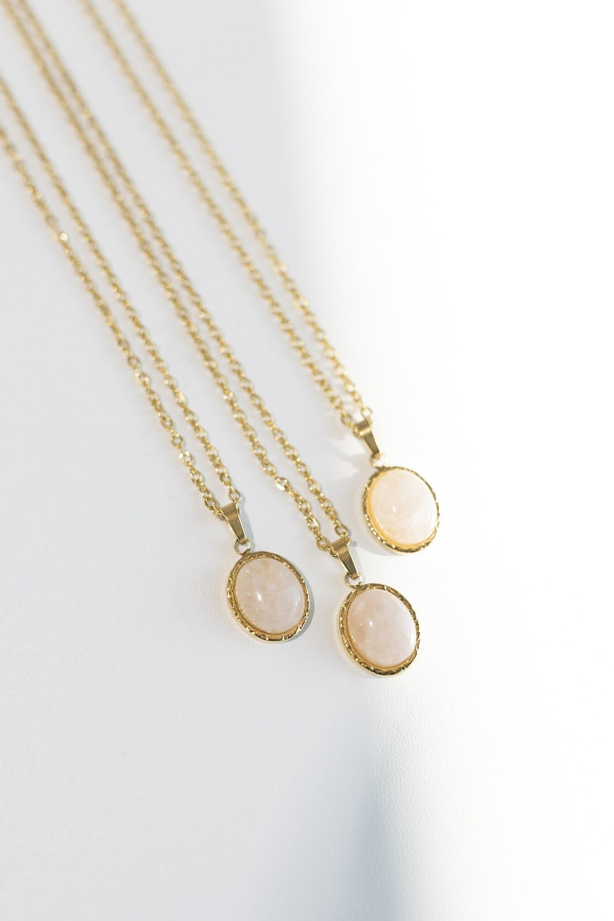 The Ivory Oval Necklace