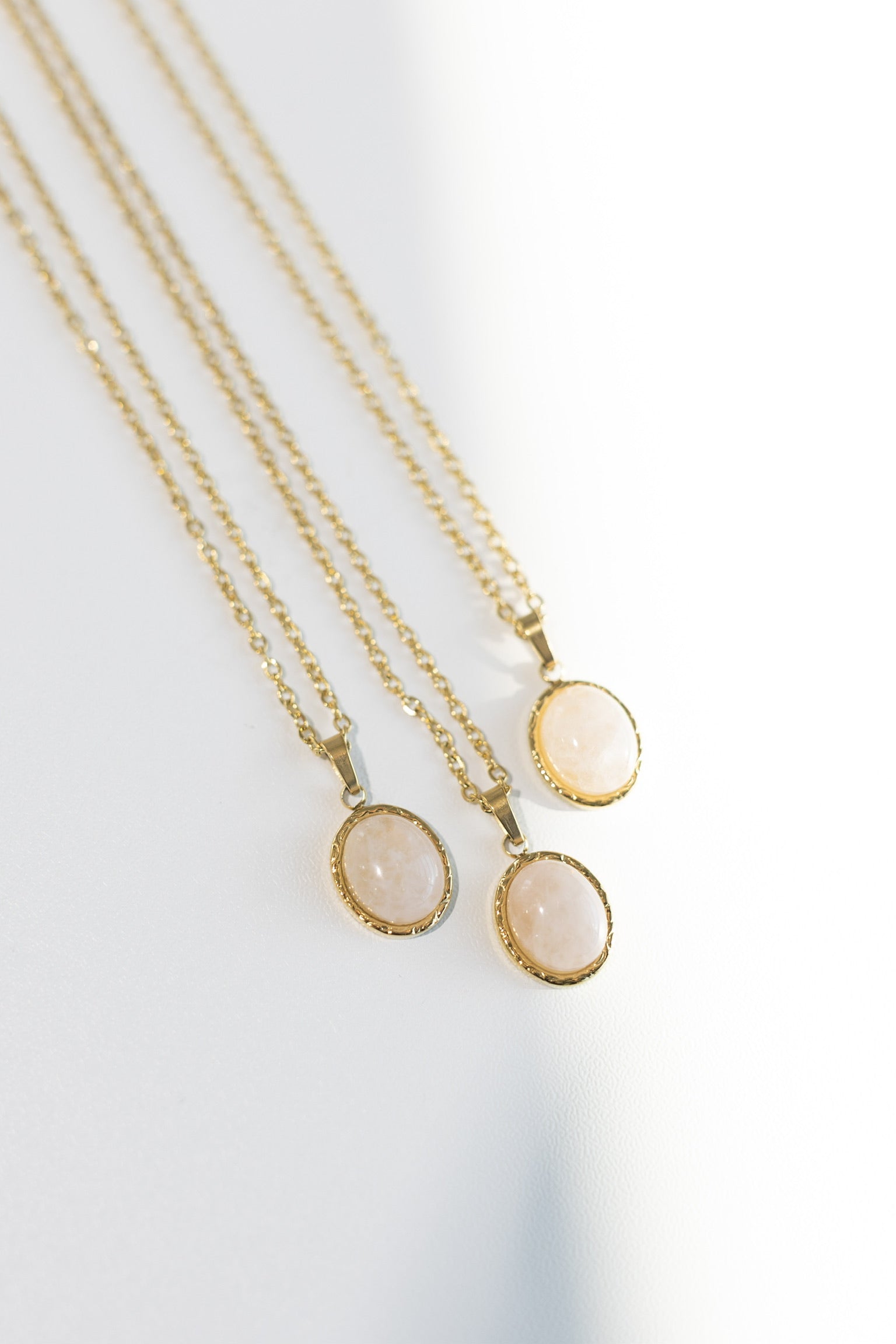 The Ivory Oval Necklace