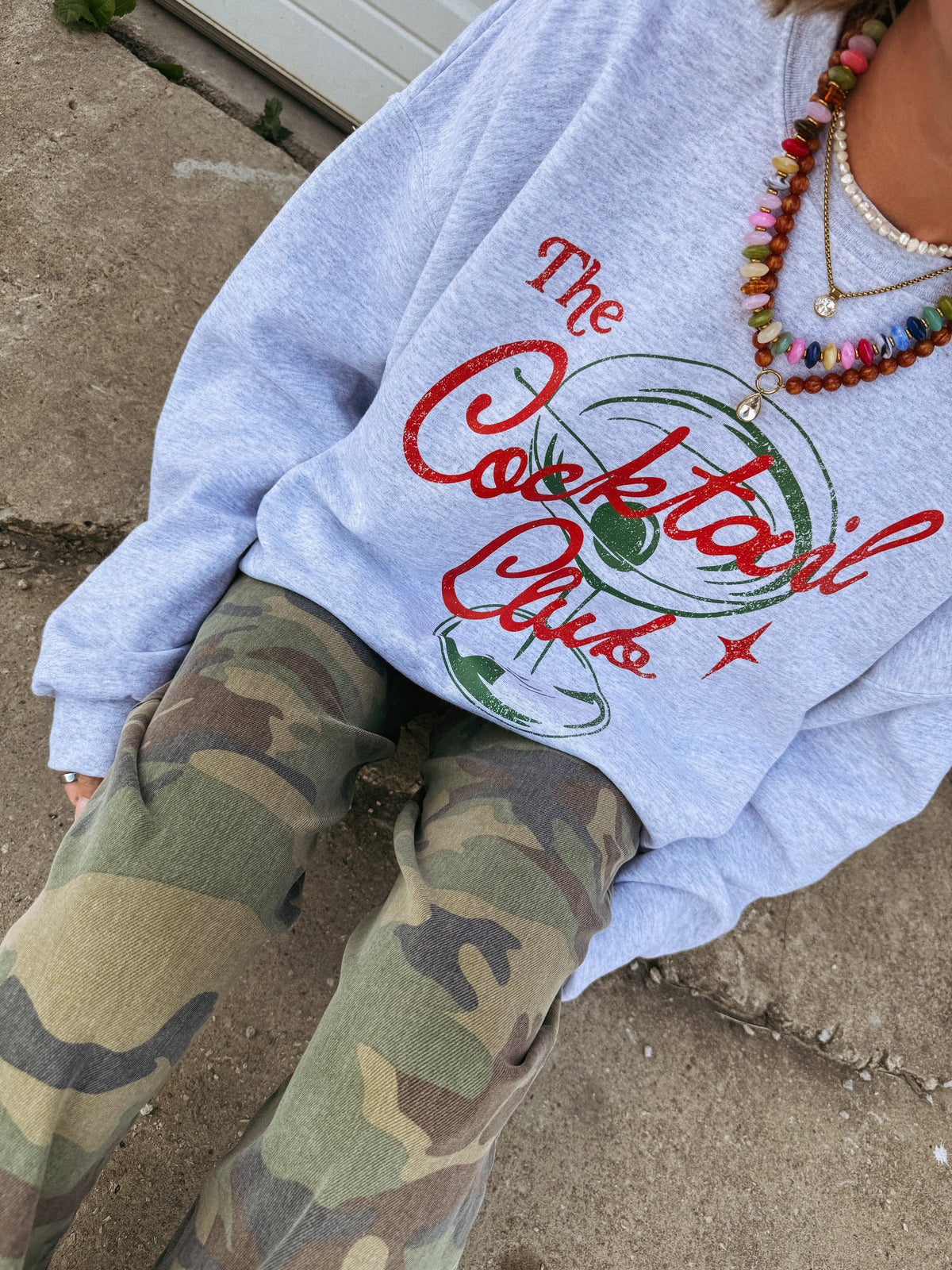 Christmas Cocktail Club Sweatshirt - Ash 2