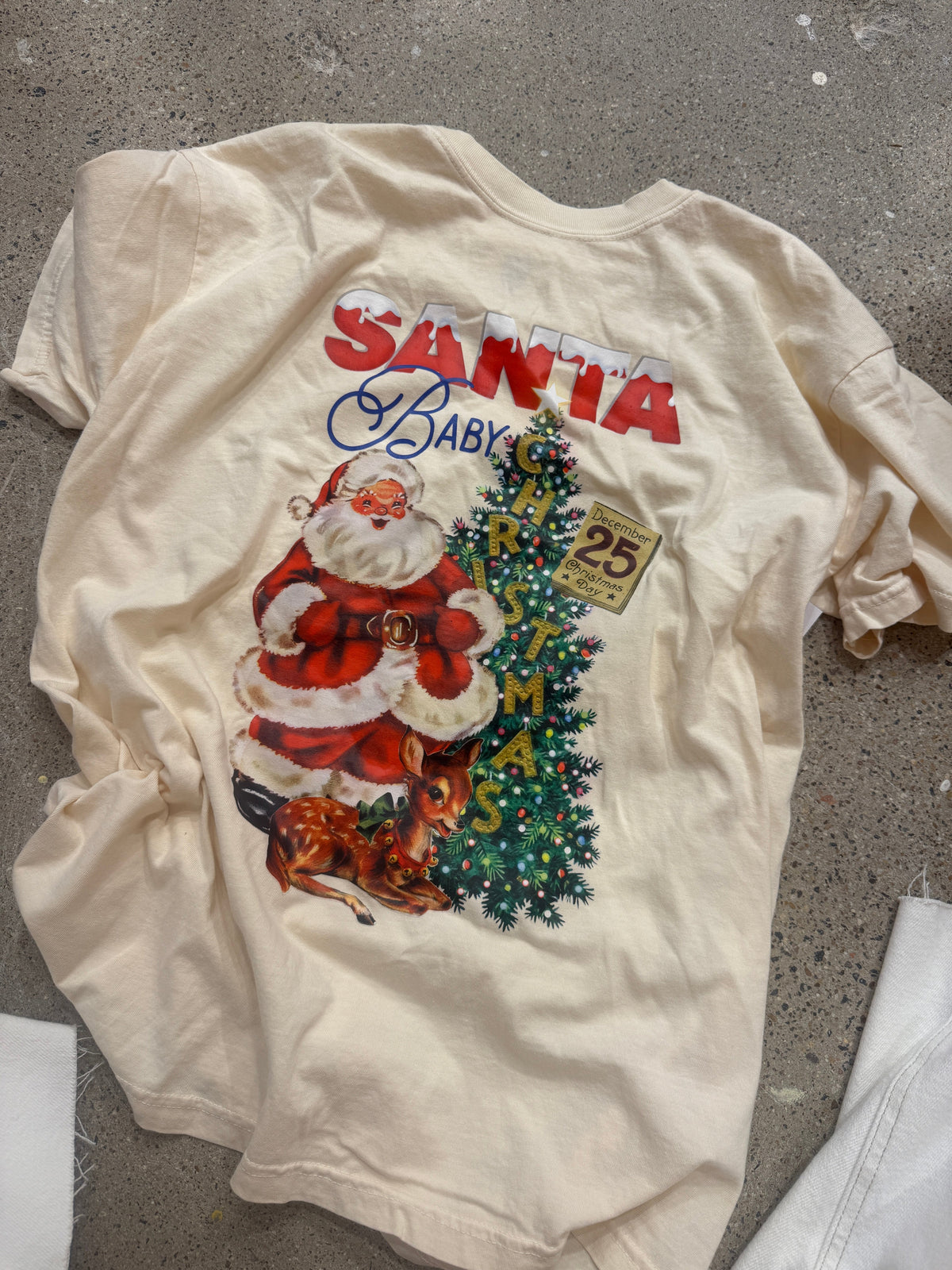 Vintage Santa Baby Graphic Tee - Ivory