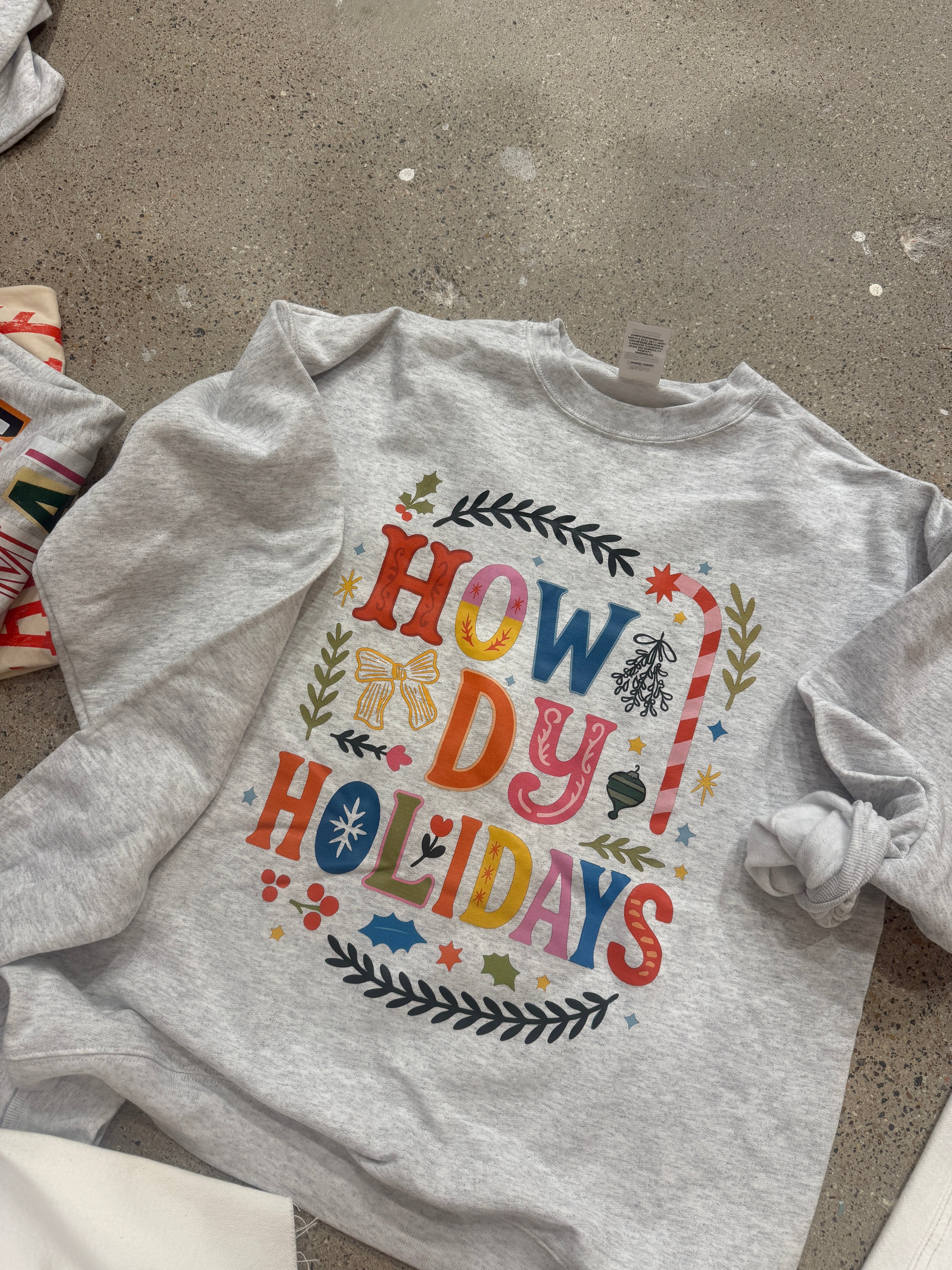 Howdy Holidays Sweatshirt - Ivory