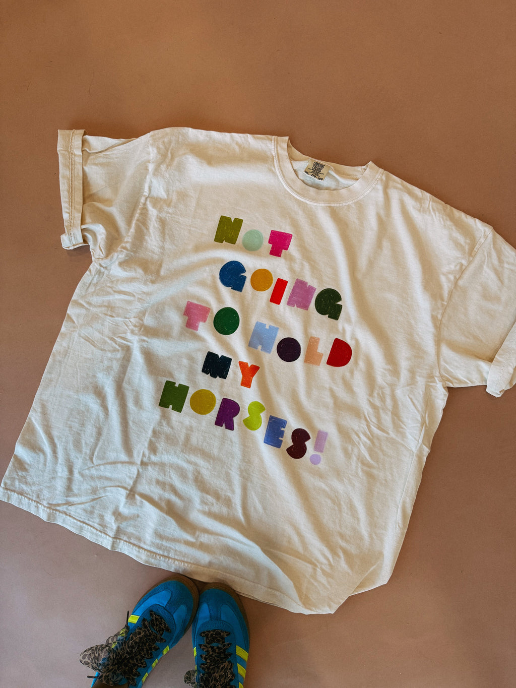 Not Gonna Hold My Horses Graphic Tee - Ivory