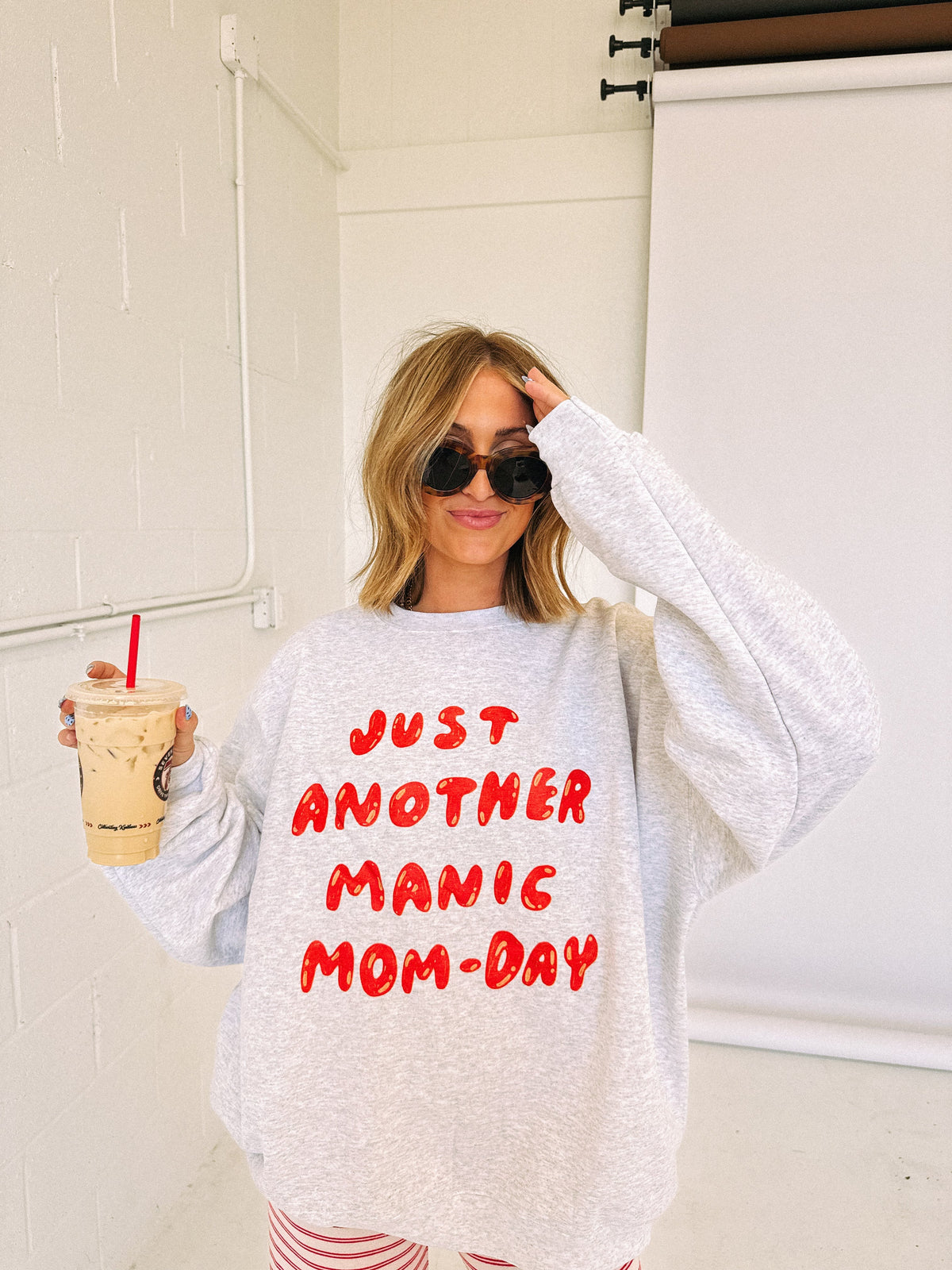 Manic Mom-day Sweatshirt - Hanes / Ash