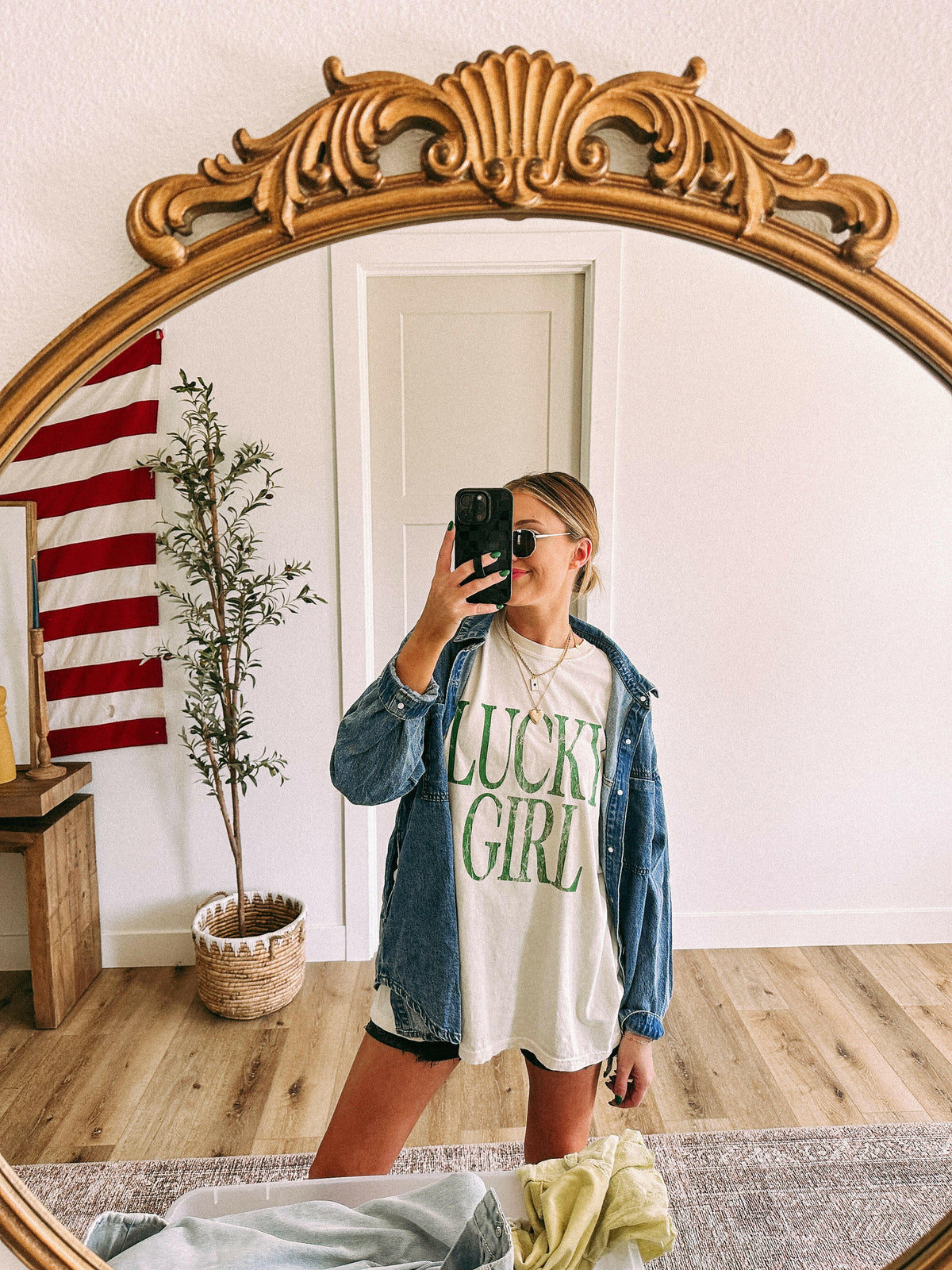 Lucky Girl Graphic Tee - Ivory / Green