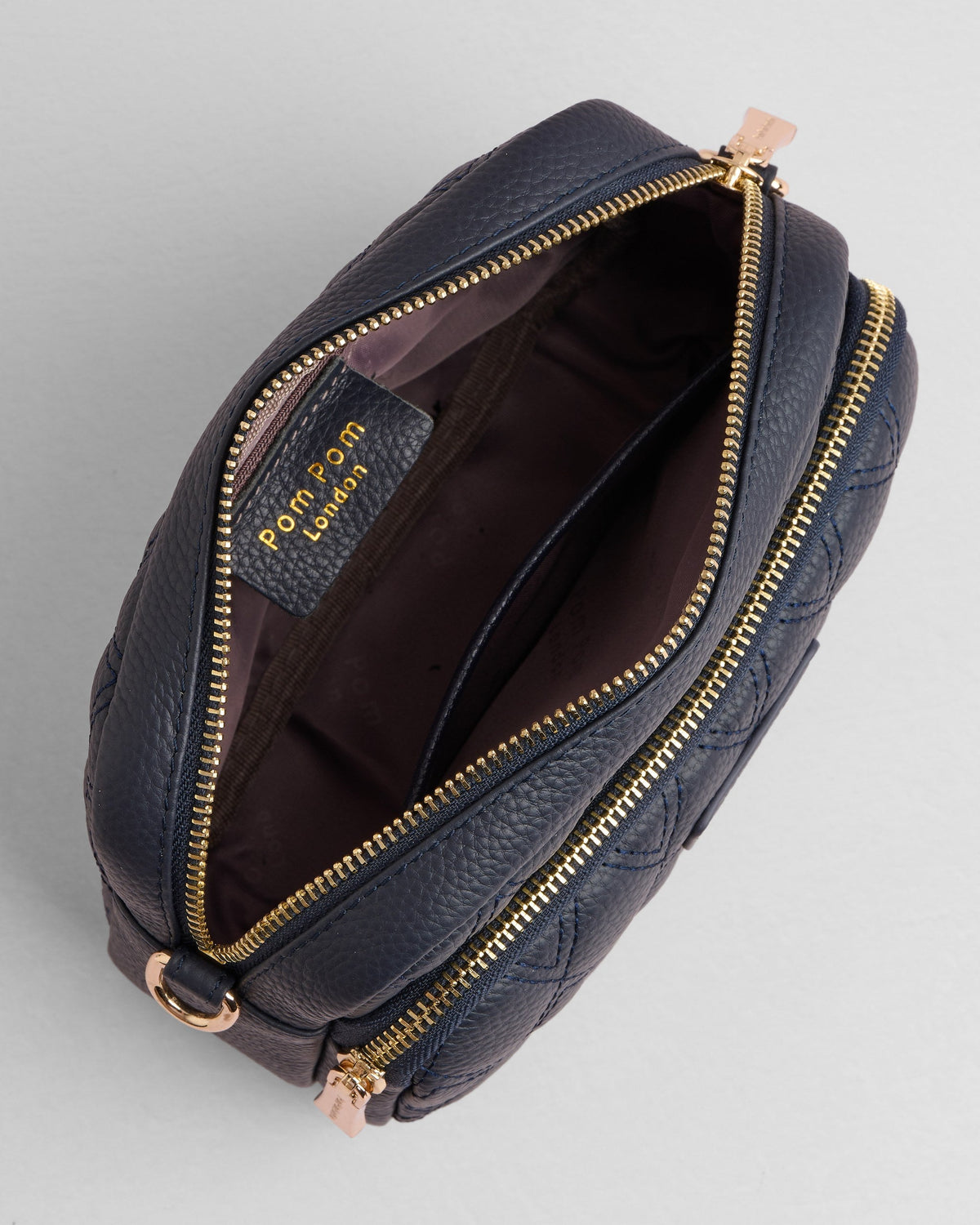 Original Bag Diamond Quilted Navy & Accessories