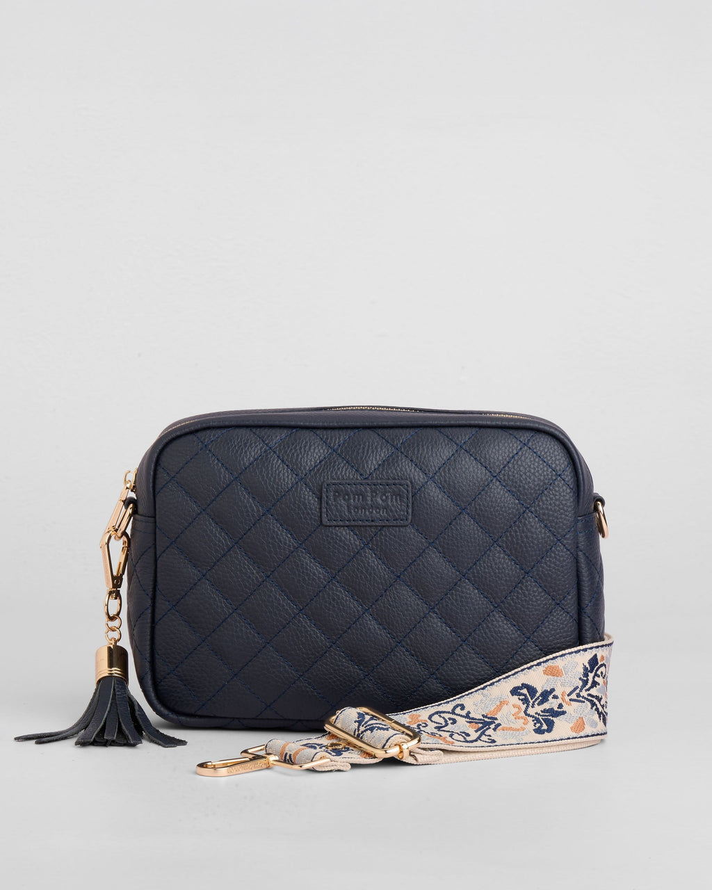 Quilted City Bag Navy & Accessories