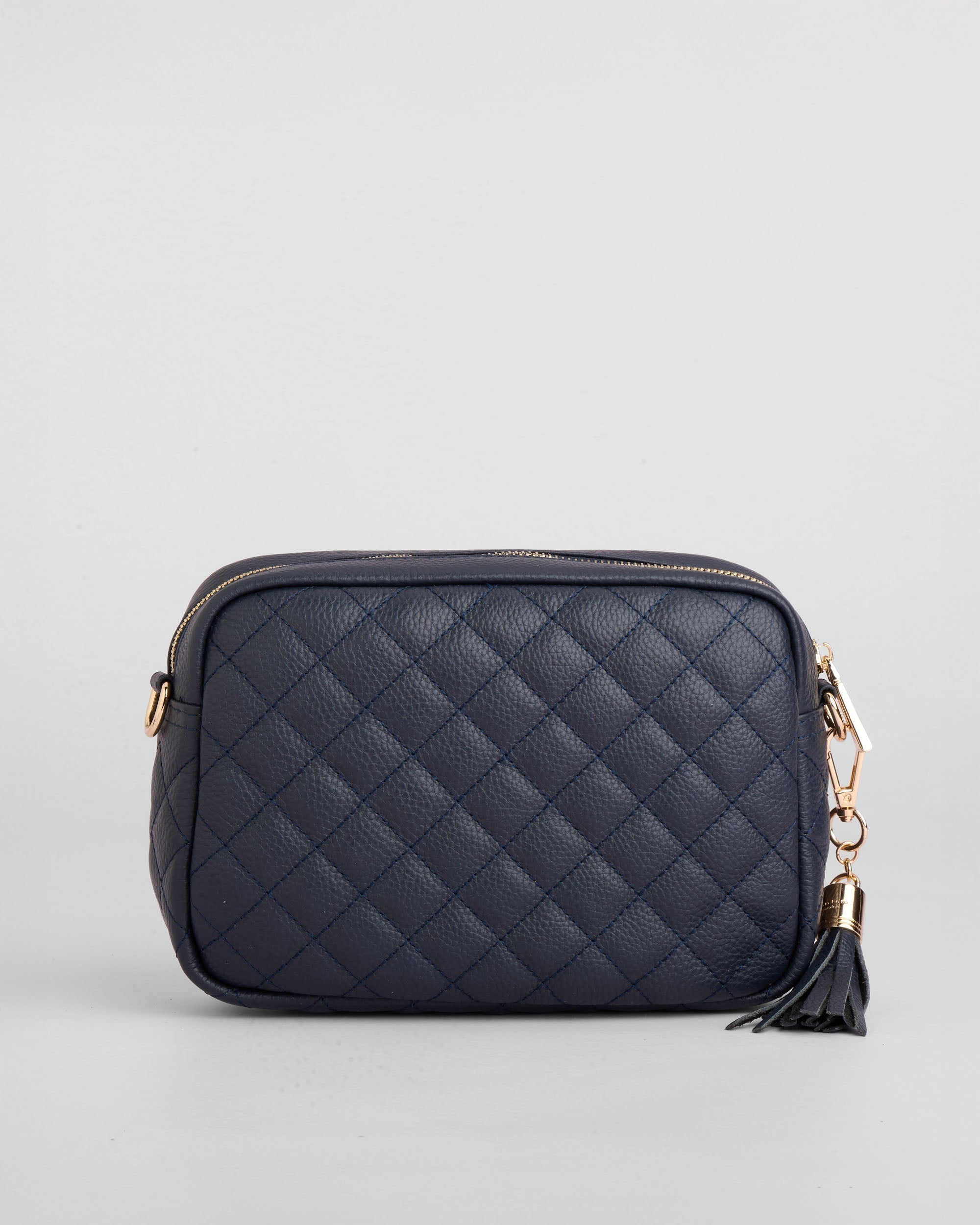 Quilted City Bag Navy & Accessories