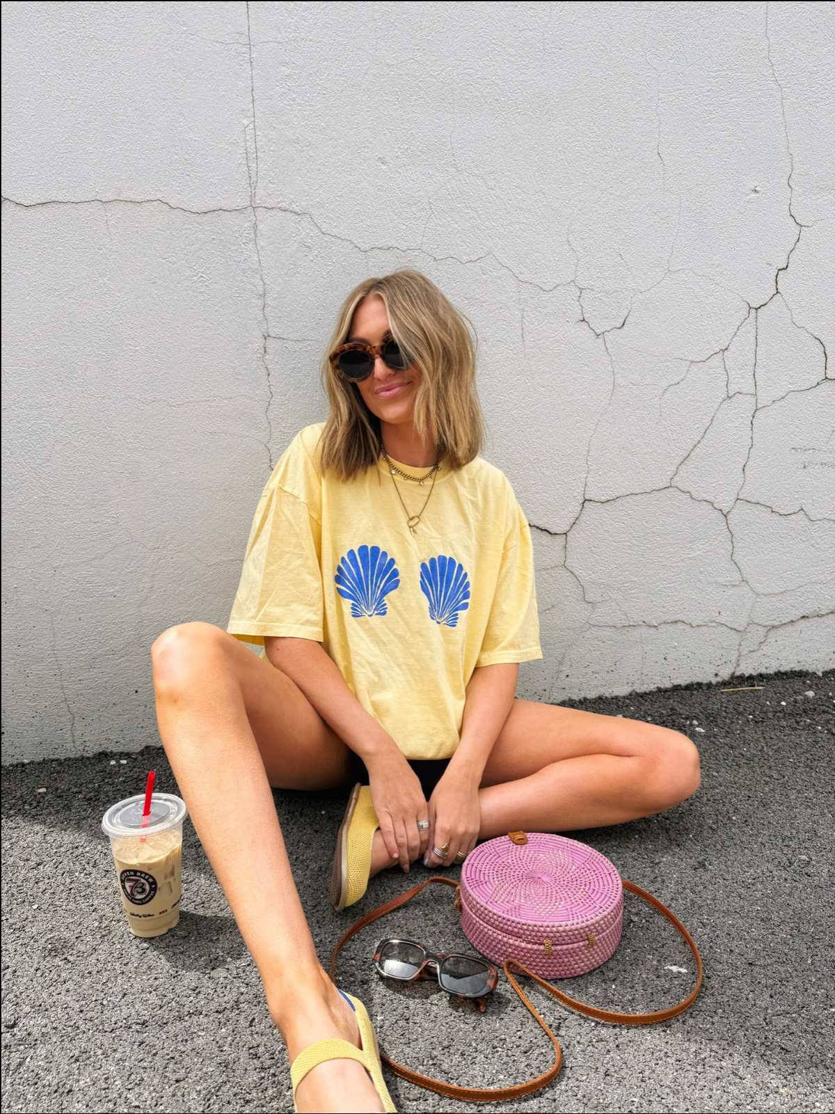 Sister Seashells Graphic Tee - Butter Yellow