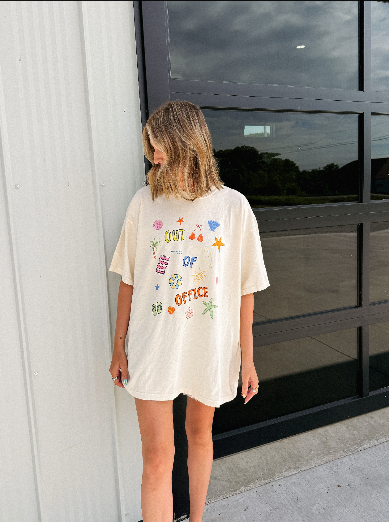 Out Of Office Graphic Tee - Ivory