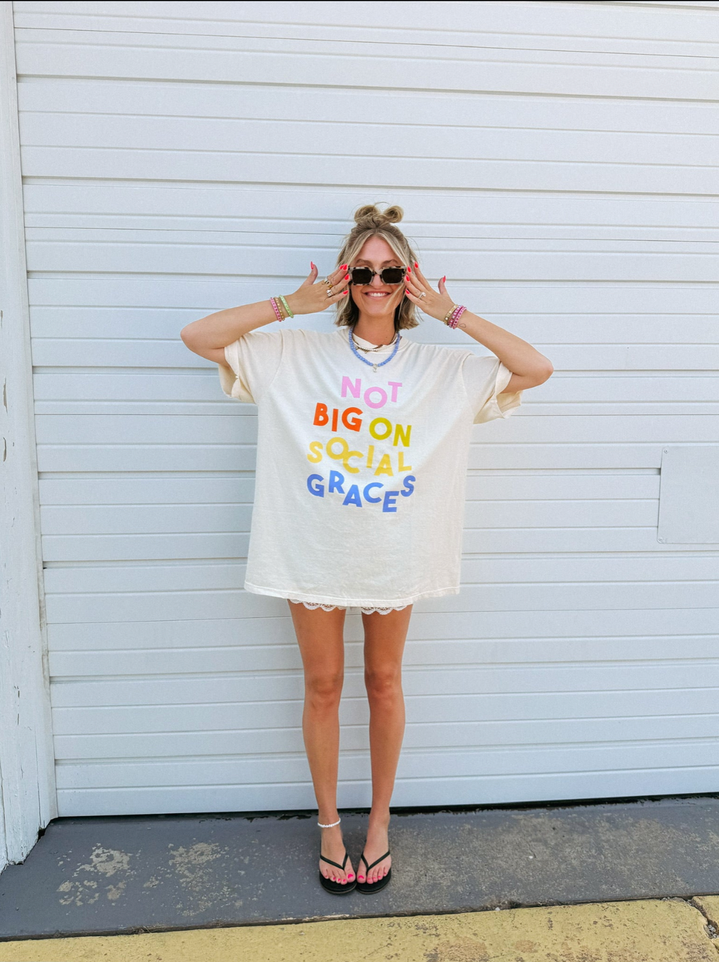 Social Graces Graphic Tee - Ivory