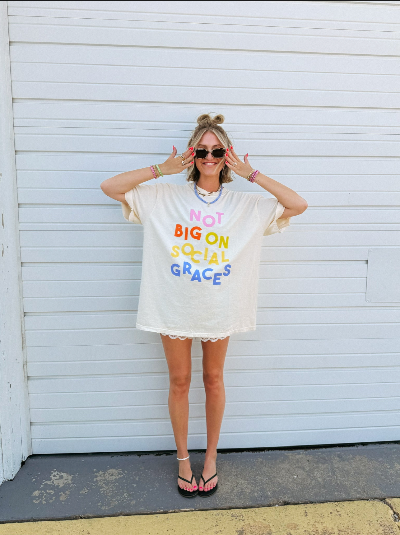 Social Graces Graphic Tee - Ivory