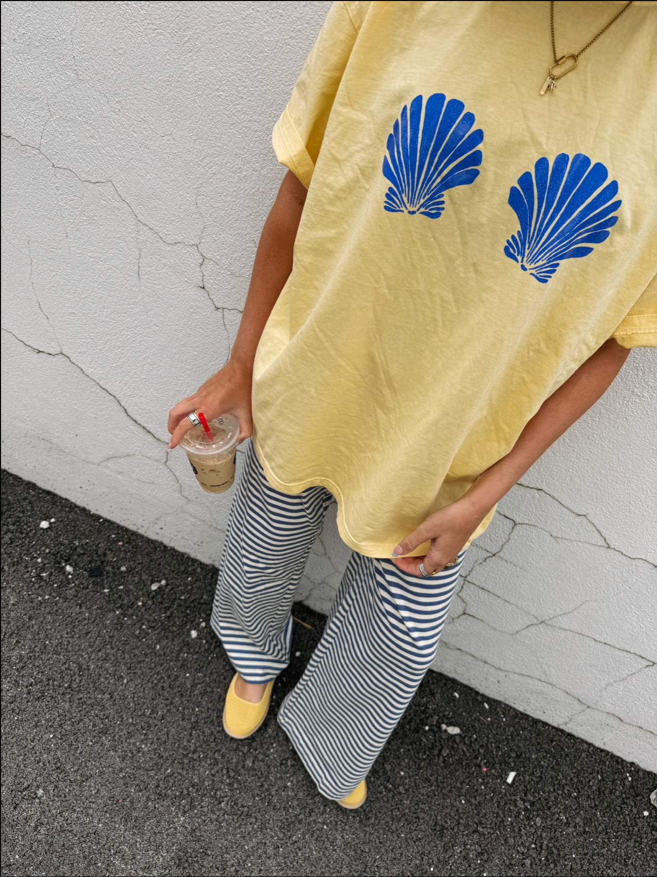 Sister Seashells Graphic Tee - Butter Yellow