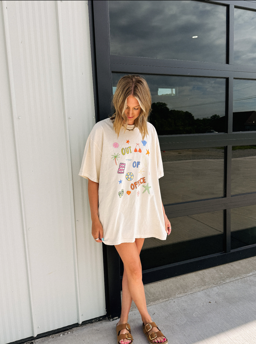 Out Of Office Graphic Tee - Ivory