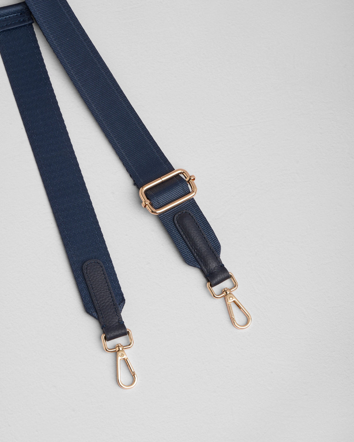 Strap Leather Tab - Navy
