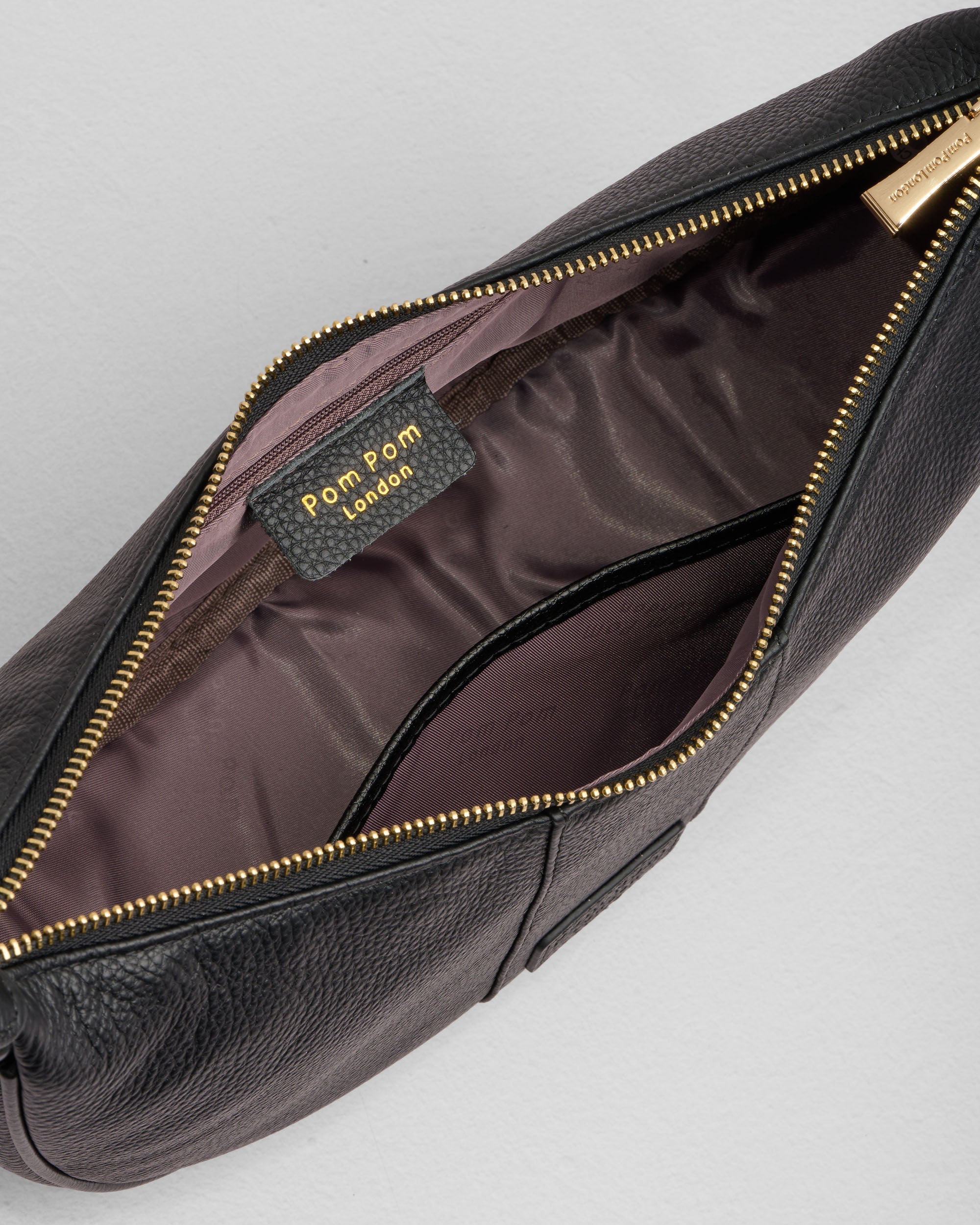 Sutton Sling Bag Black