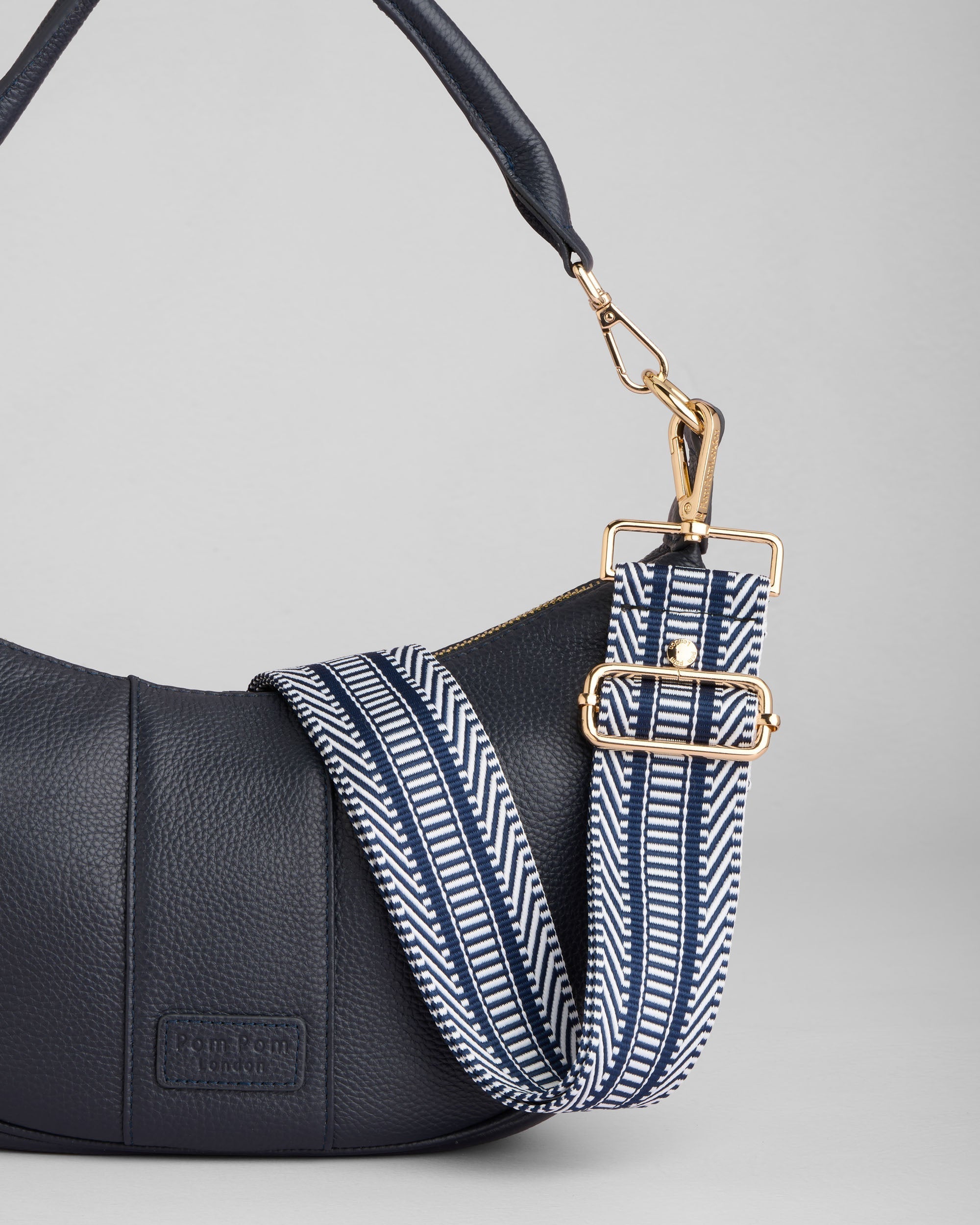Sutton Sling Bag Navy