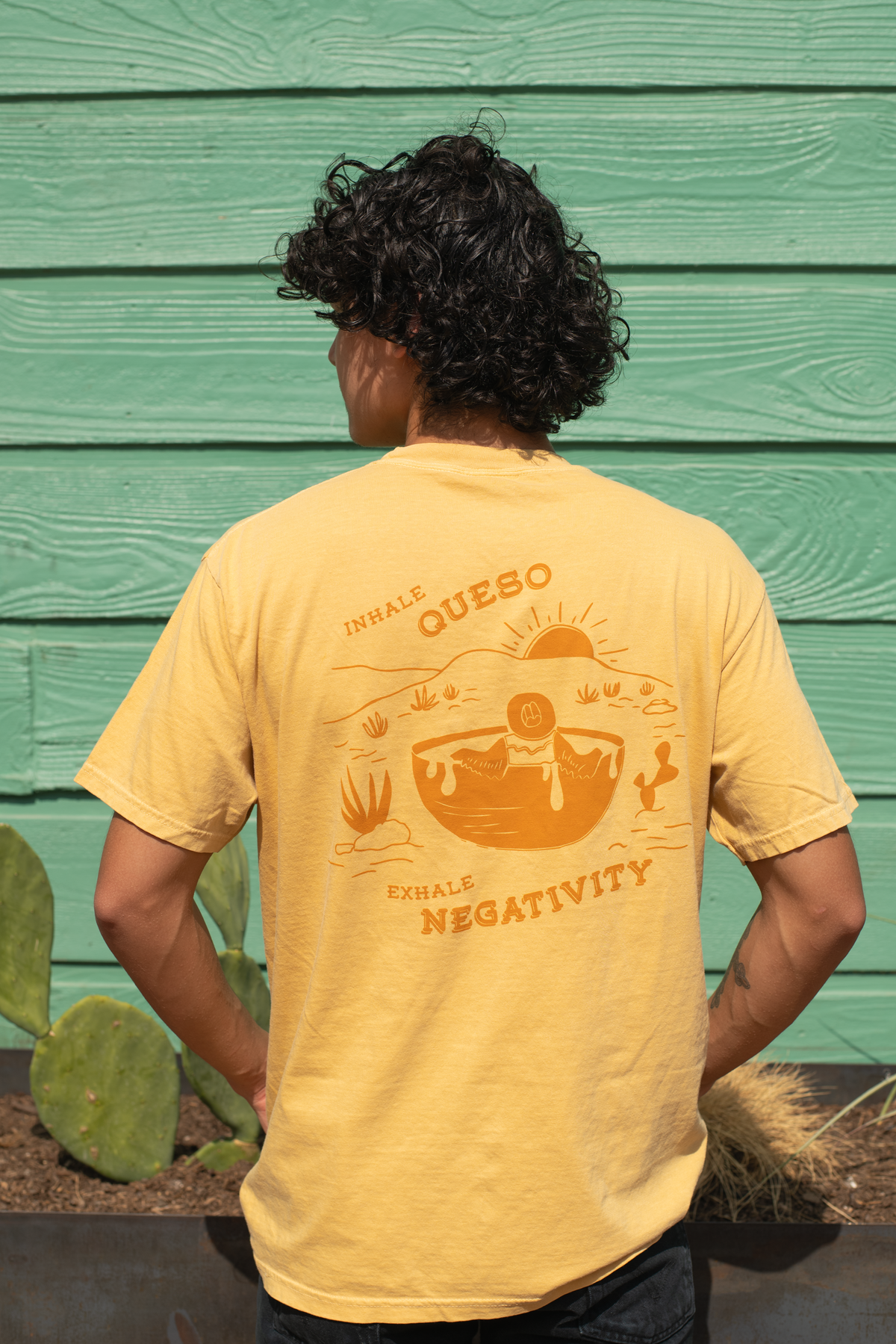 Queso Hot Tub - T-shirt