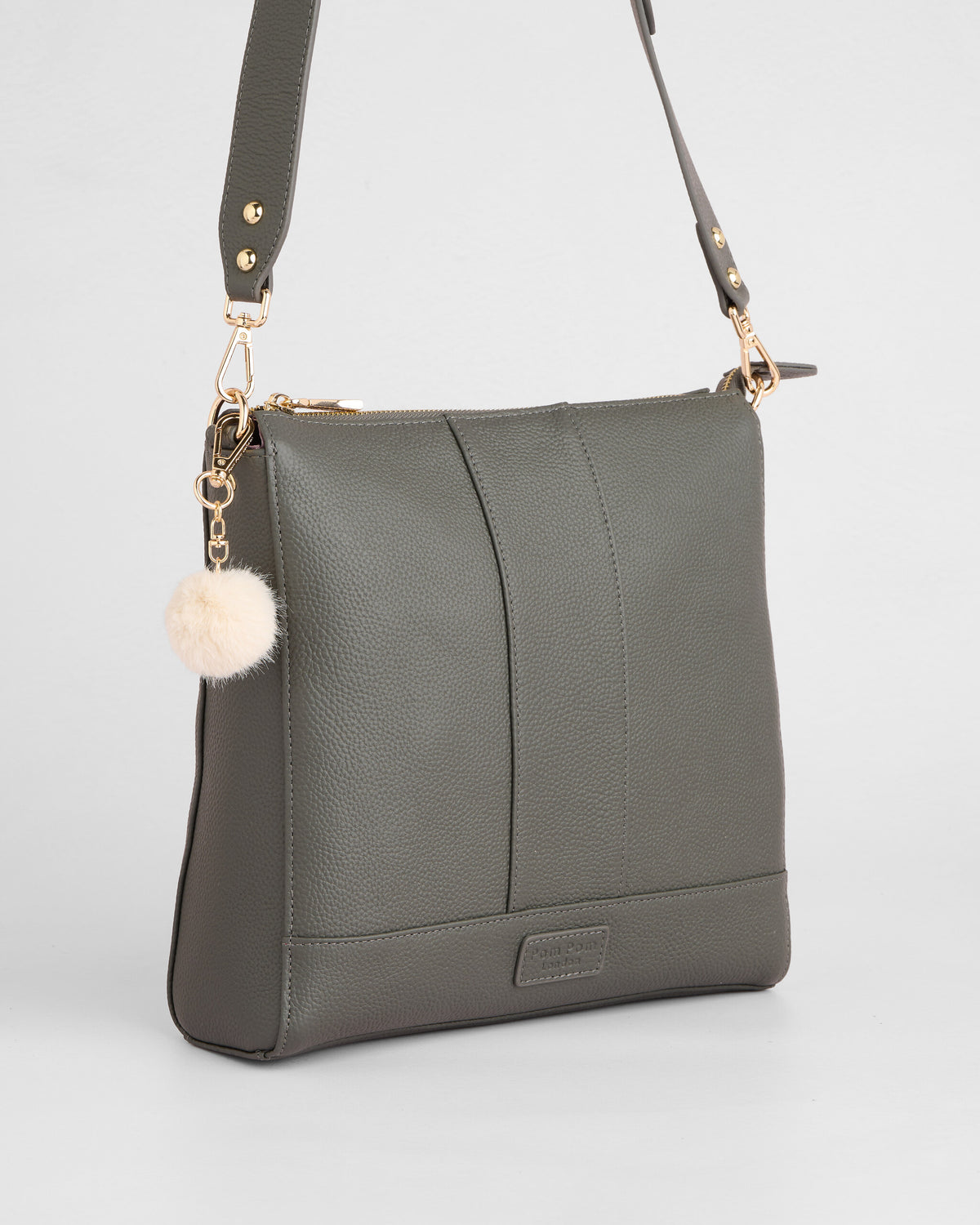 Westminster Volcano Grey & Accessories